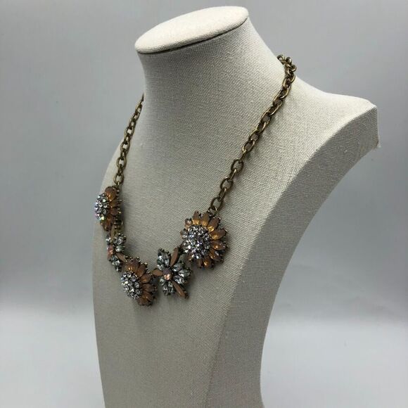 Vintage Rhinestone Floral Flower Statement Necklace Women's Sparkling Jewelry - Picture 5 of 10
